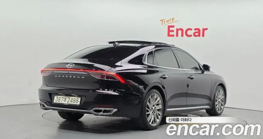 Hyundai Grandeur 