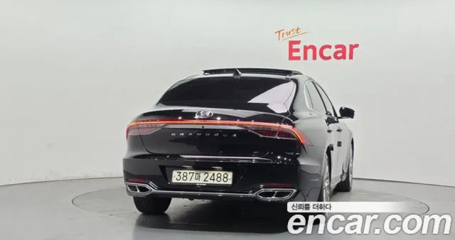 Hyundai Grandeur 