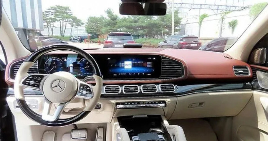 Mercedes-Benz Gls-Class 