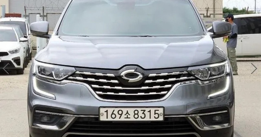 Renault Qm6 