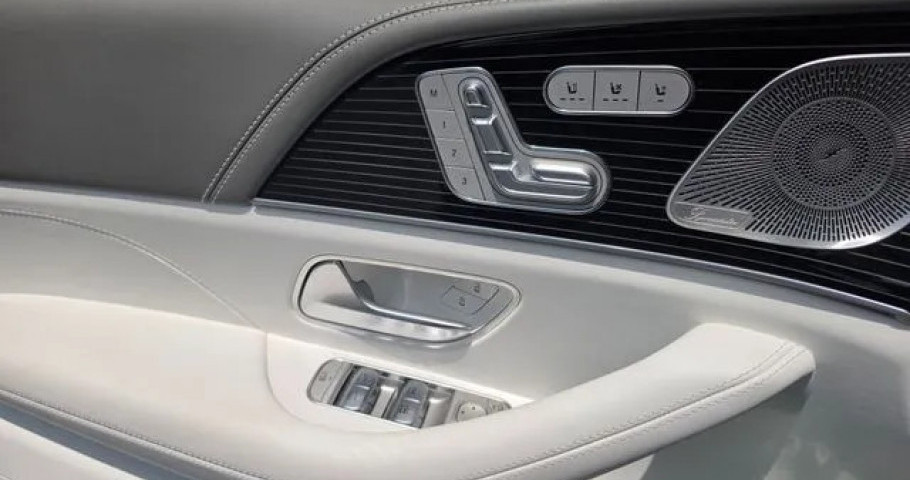 Mercedes-Benz Gls-Class 