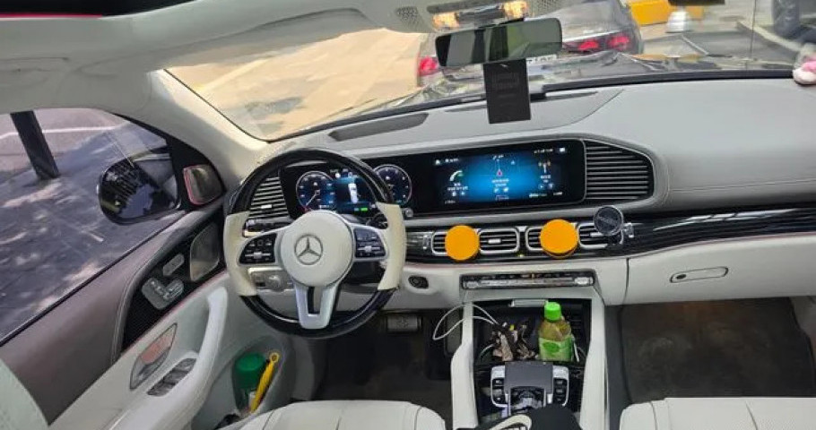 Mercedes-Benz Gls-Class 
