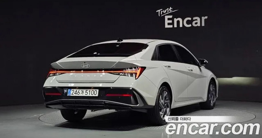 Hyundai Avante (Elantra) 