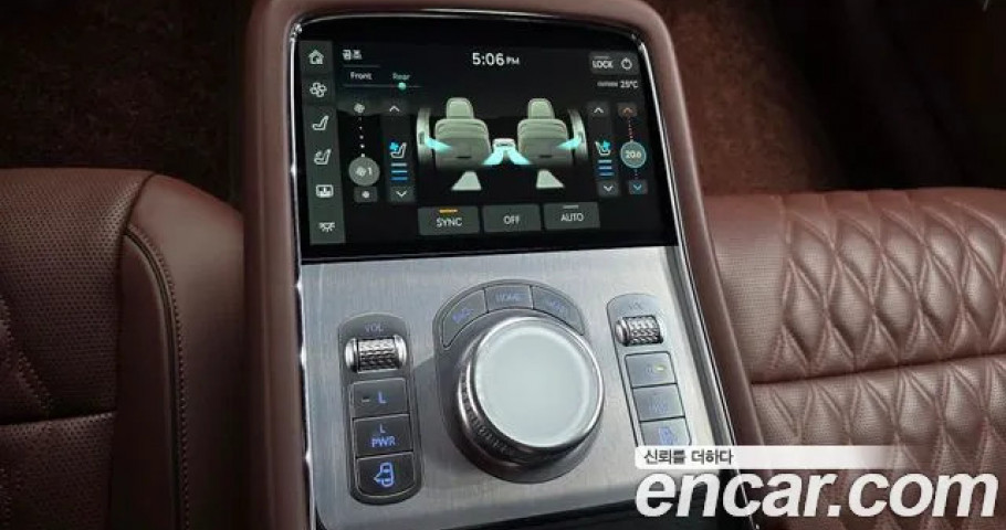 Genesis G90 