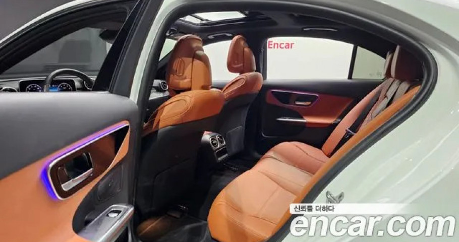 Mercedes-Benz C-Class 