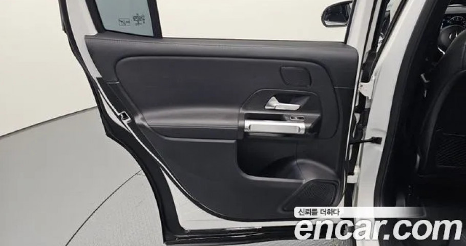 Mercedes-Benz Glb-Class 