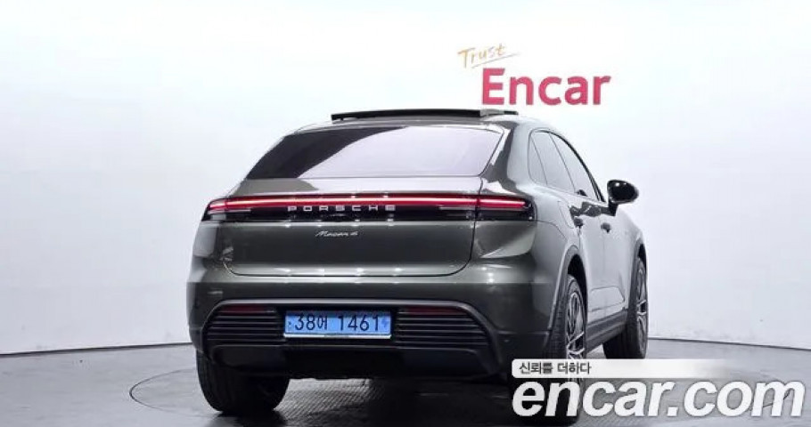 Porsche Macan 