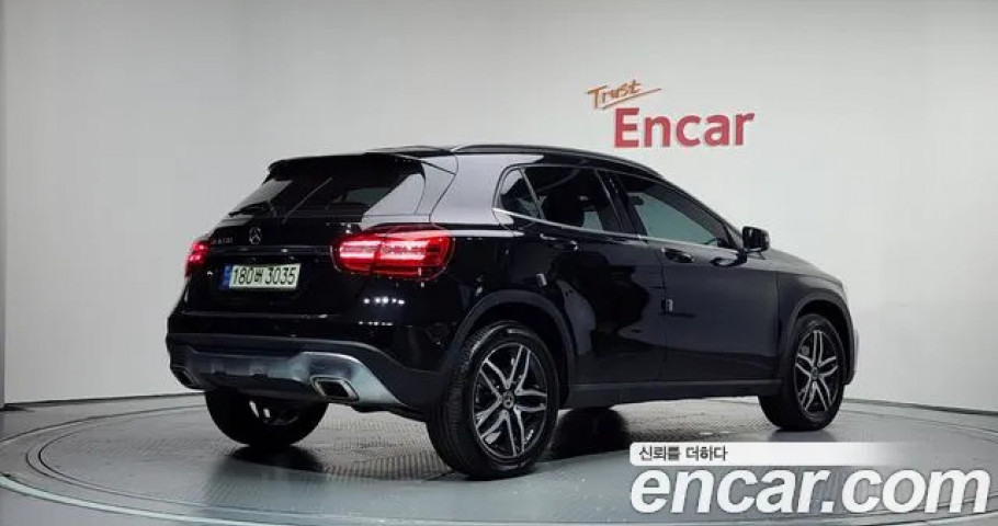 Mercedes-Benz Gla-Class 