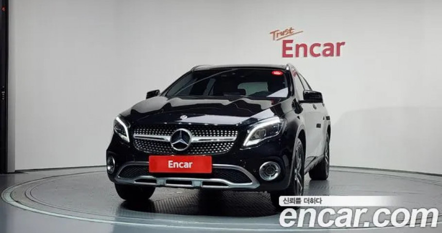 Mercedes-Benz Gla-Class 