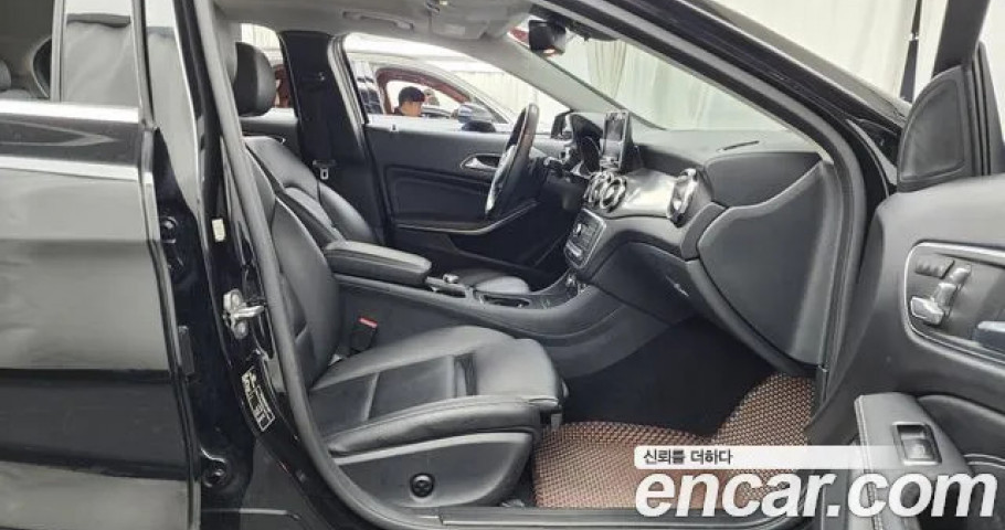 Mercedes-Benz Gla-Class 