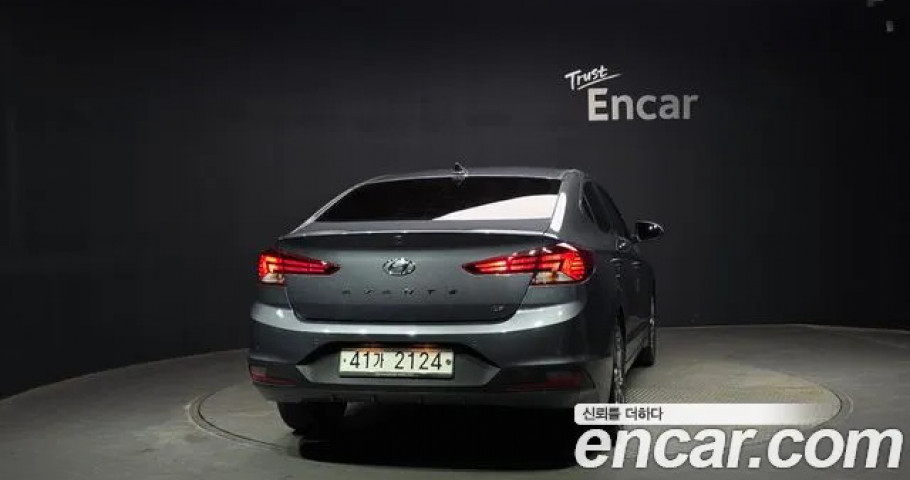 Hyundai Avante (Elantra) 