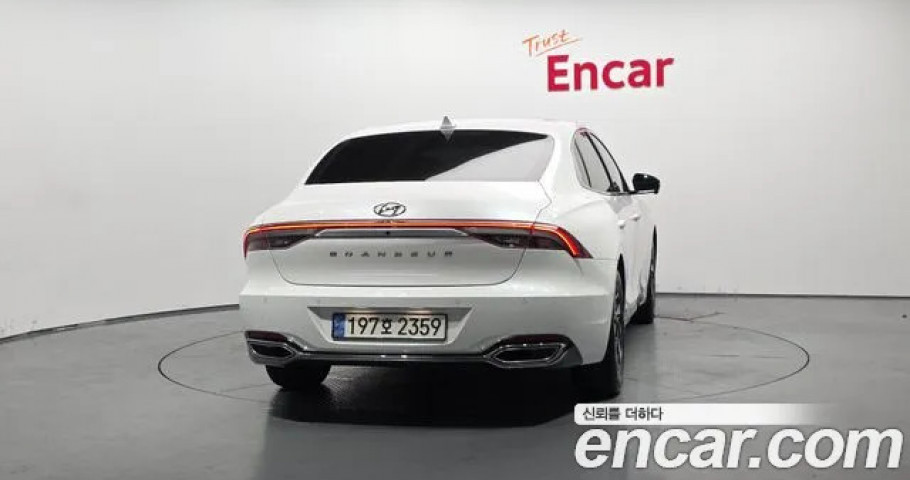 Hyundai Grandeur 