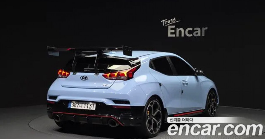 Hyundai Veloster 