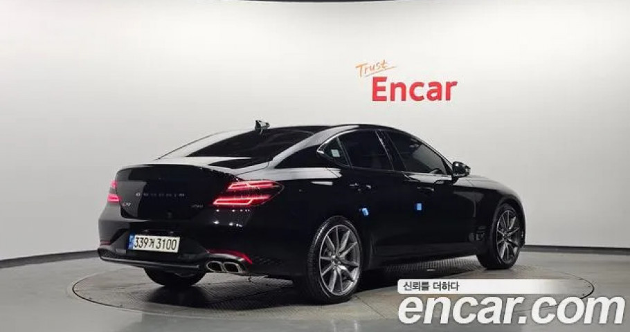 Genesis G70 