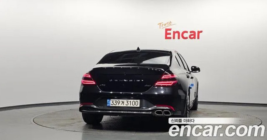 Genesis G70 