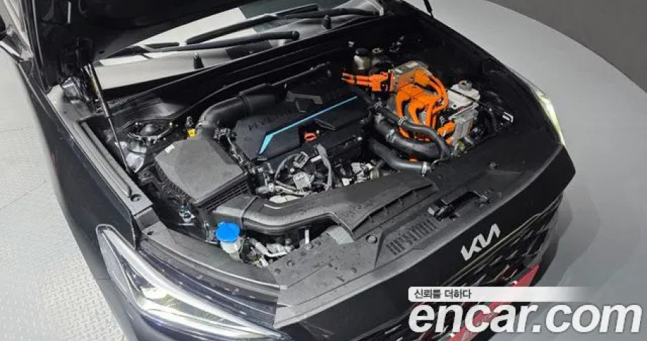 Kia K8 