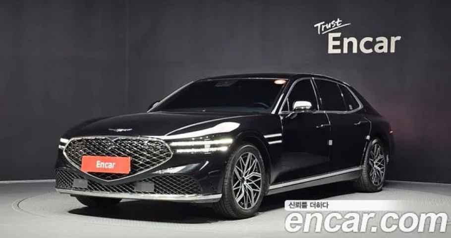 Genesis G90 