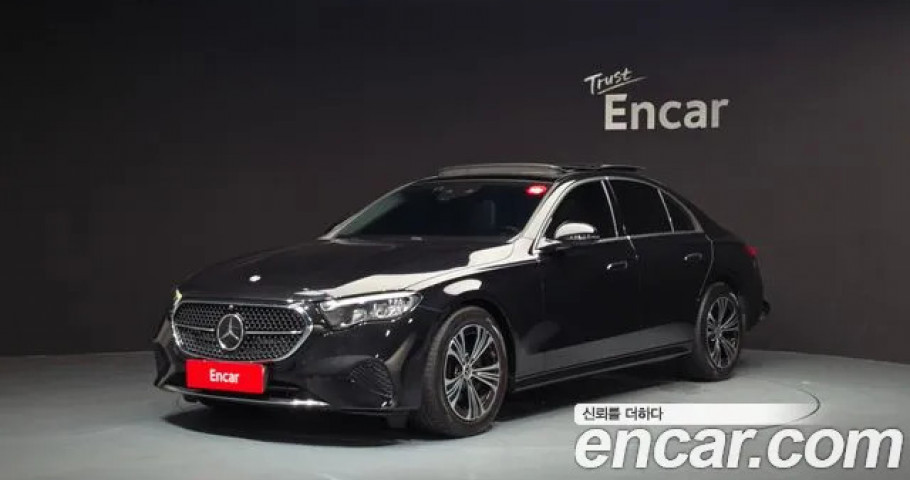 Mercedes-Benz E-Class 