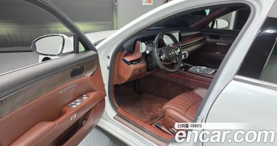 Genesis G90 