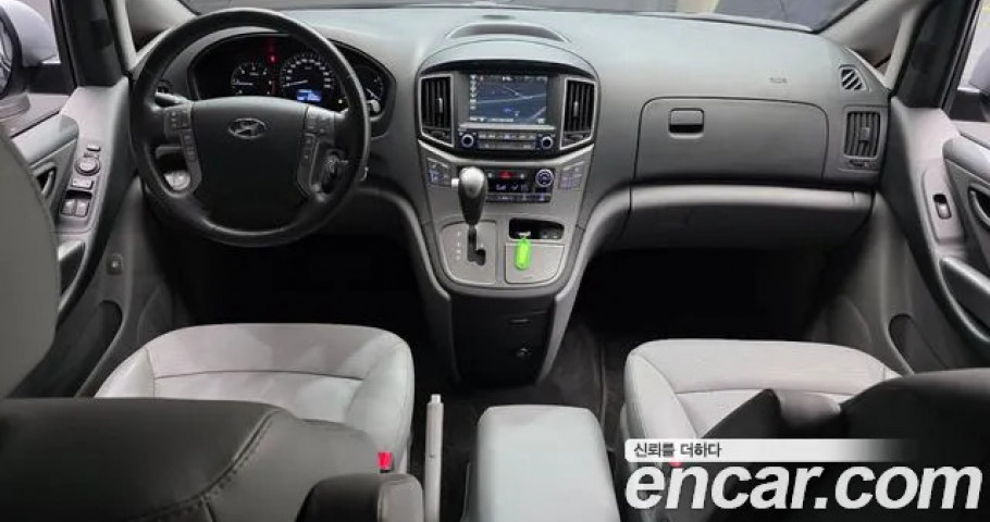 Hyundai Starex 