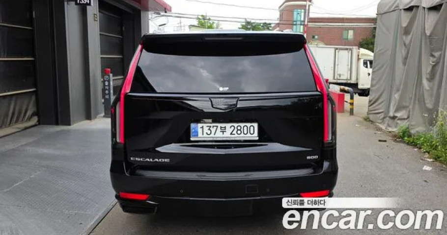 Cadillac Escalade 