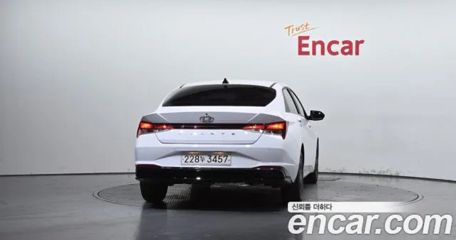 Hyundai Avante (Elantra) 