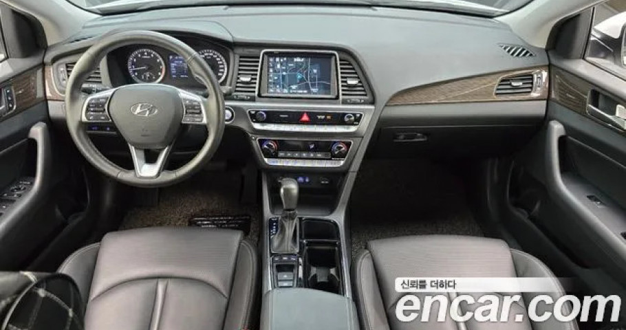 Hyundai Sonata 