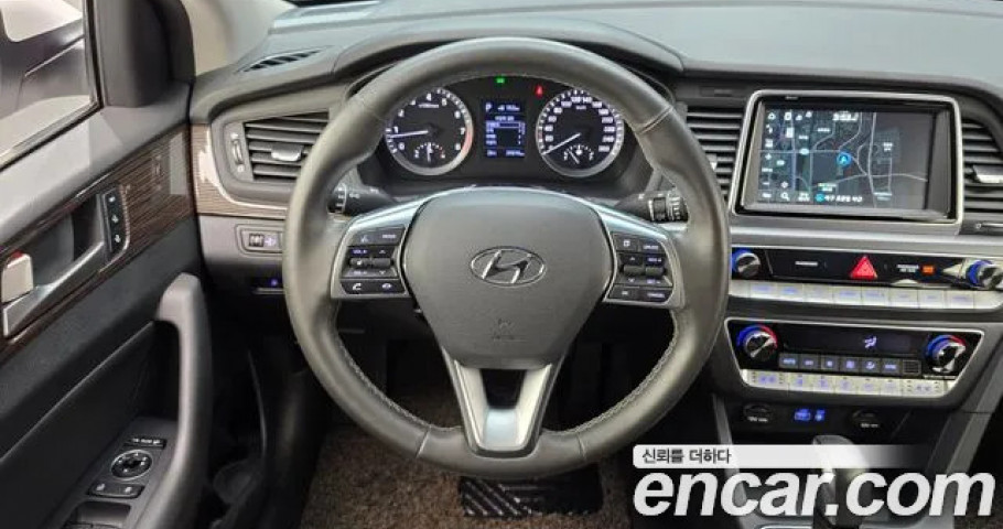 Hyundai Sonata 