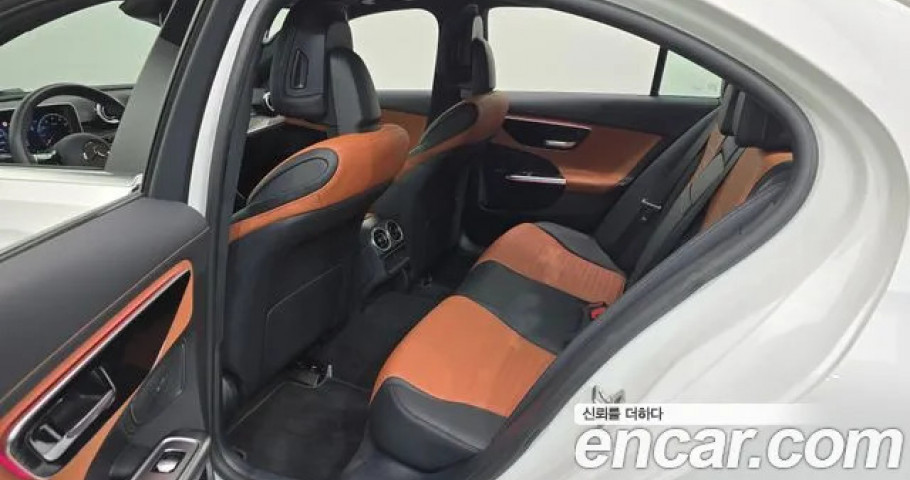 Mercedes-Benz C-Class 