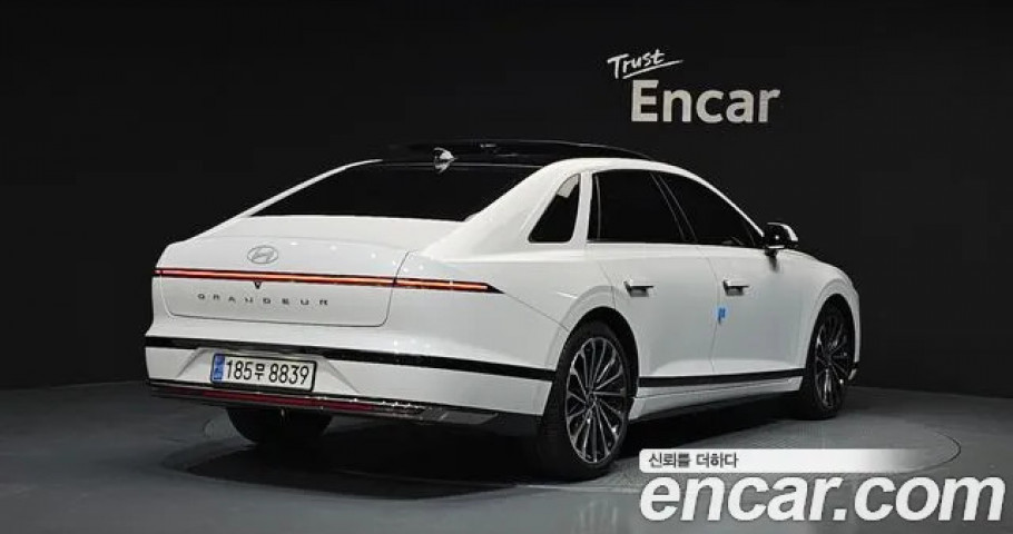 Hyundai Grandeur 