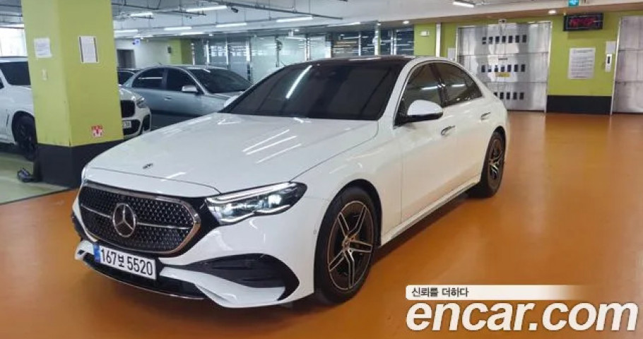 Mercedes-Benz E-Class 
