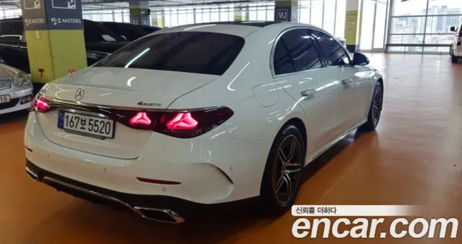 Mercedes-Benz E-Class 
