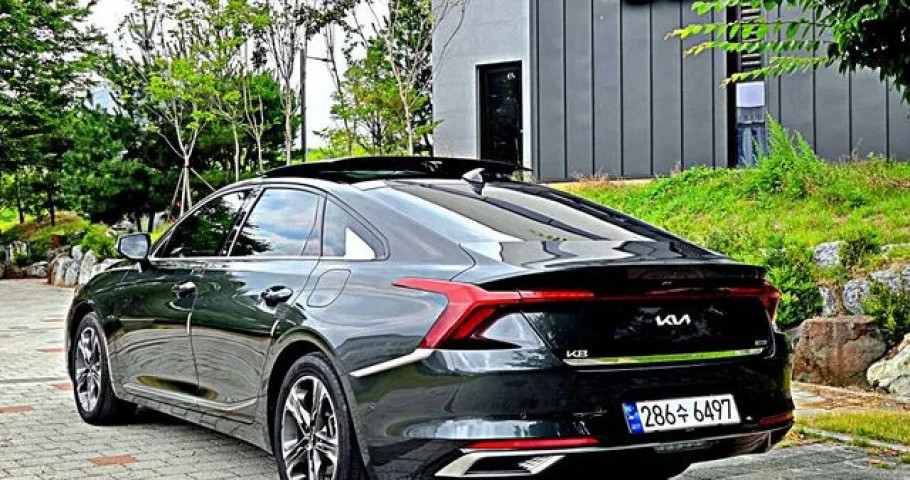 Kia K8 