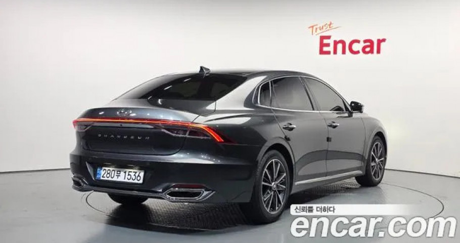 Hyundai Grandeur 