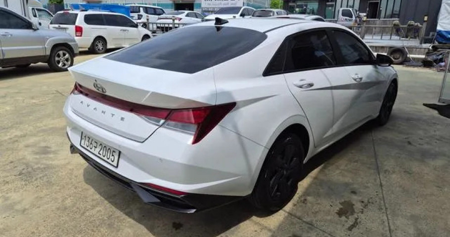 Hyundai Avante (Elantra) 