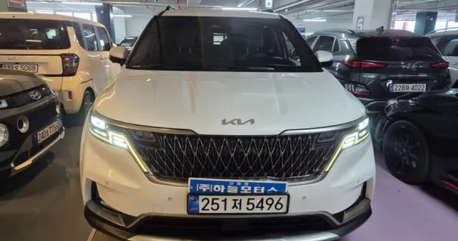 Kia Carnival 