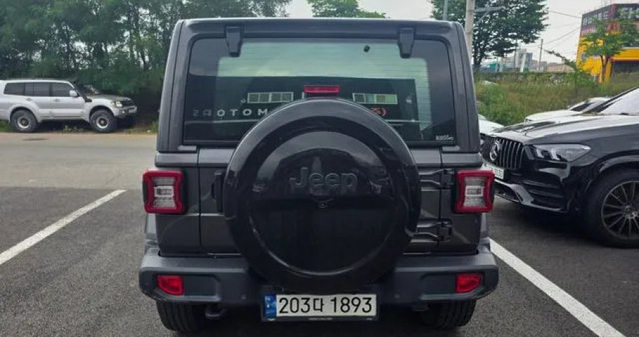 Jeep Wrangler 