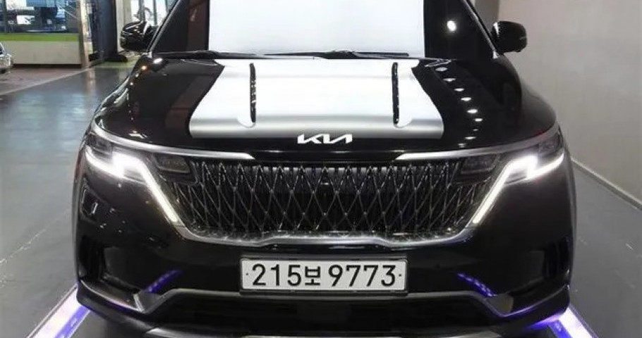 Kia Carnival 