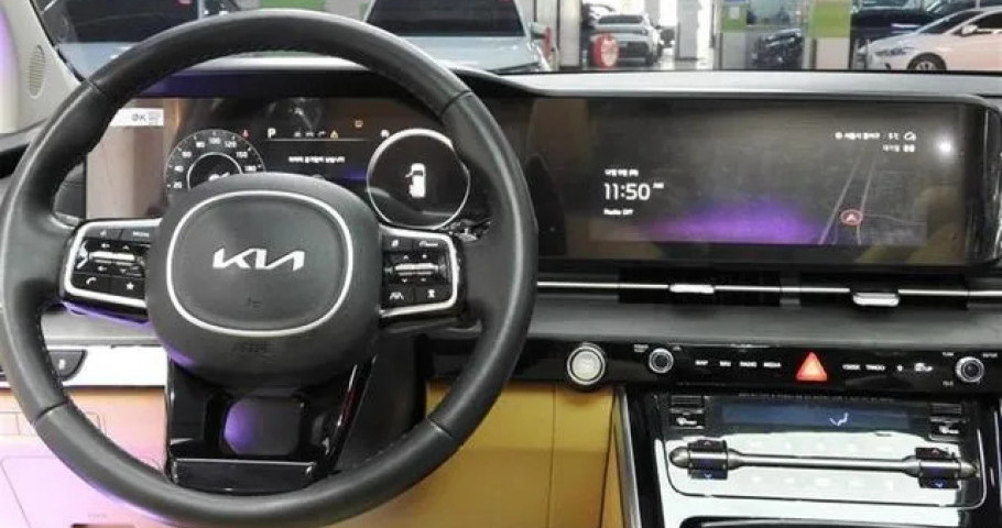 Kia Carnival 