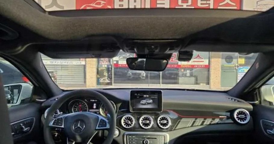 Mercedes-Benz Gla-Class 