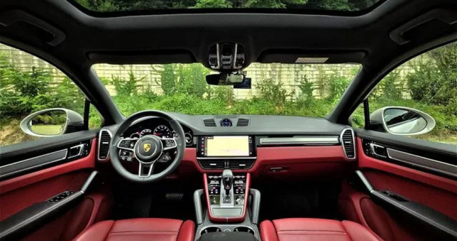 Porsche Cayenne 