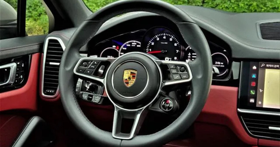 Porsche Cayenne 