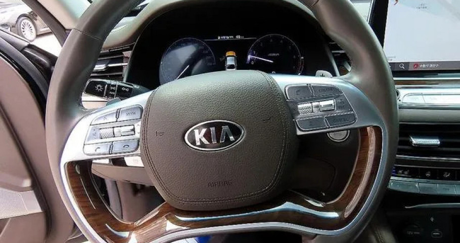 Kia K9 