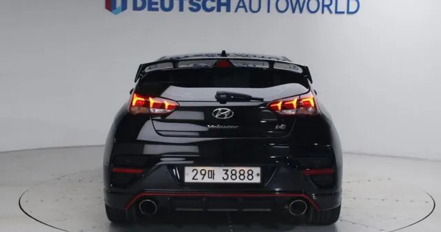 Hyundai Veloster 