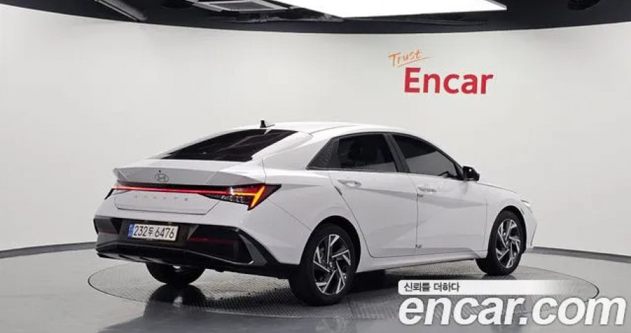 Hyundai Avante (Elantra) 