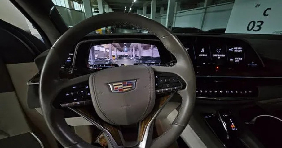 Cadillac Escalade 