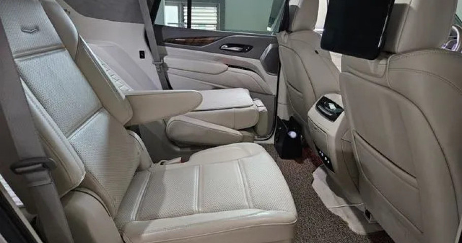 Cadillac Escalade 