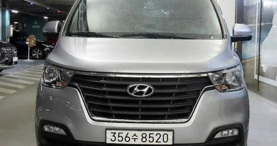 Hyundai Starex 