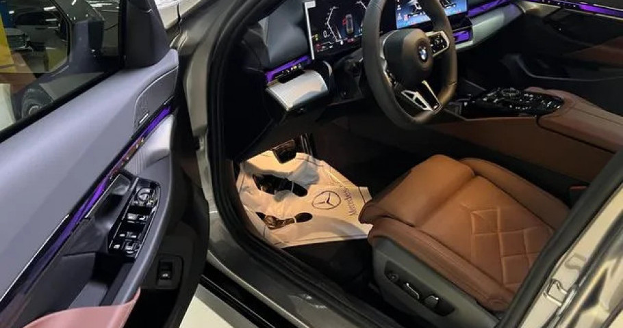 Bmw 5-Series 