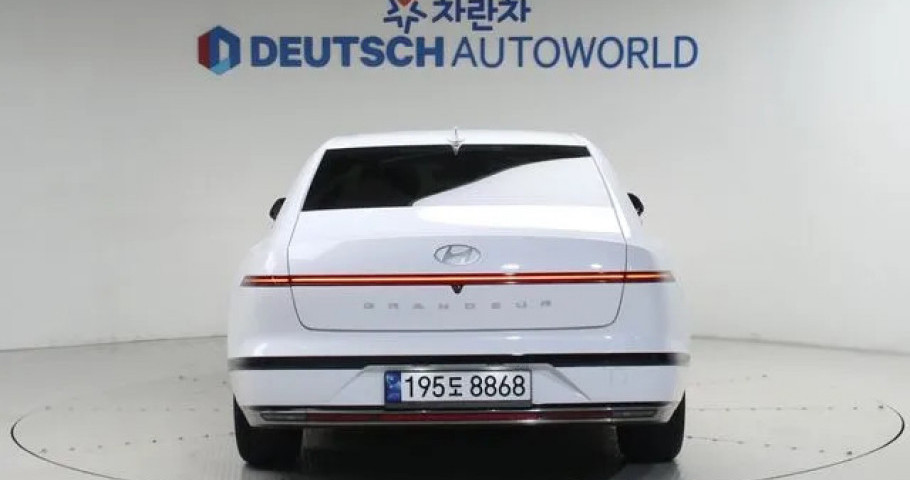 Hyundai Grandeur 